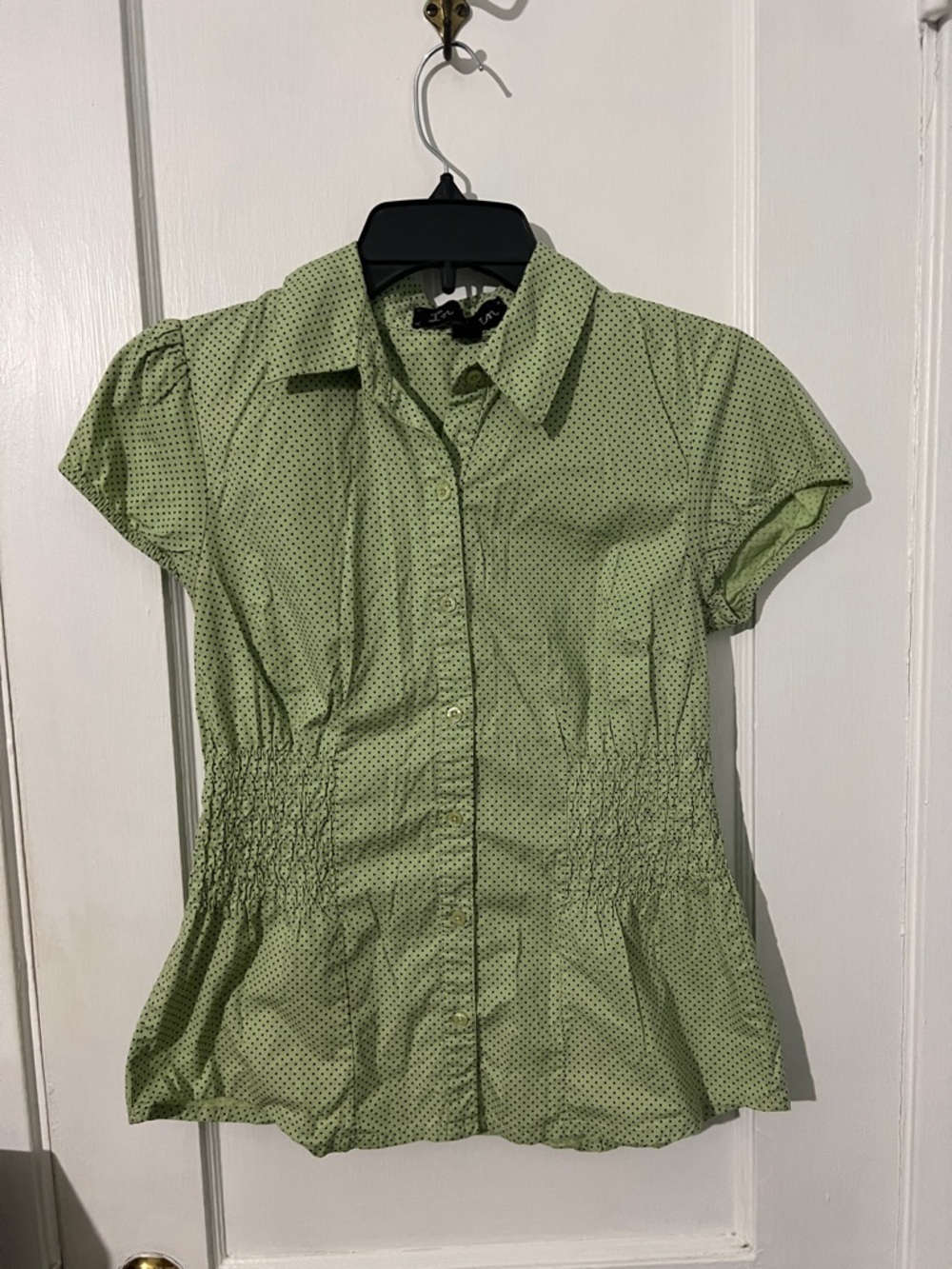 Women's Light Green Polka Dot Short Sleeve Button-Down Shirt
